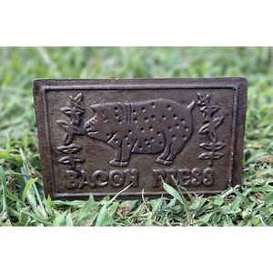 Vintage Cast Iron Bacon Press Pig Design Wooden Handle Grill Kitchen Heavyweight